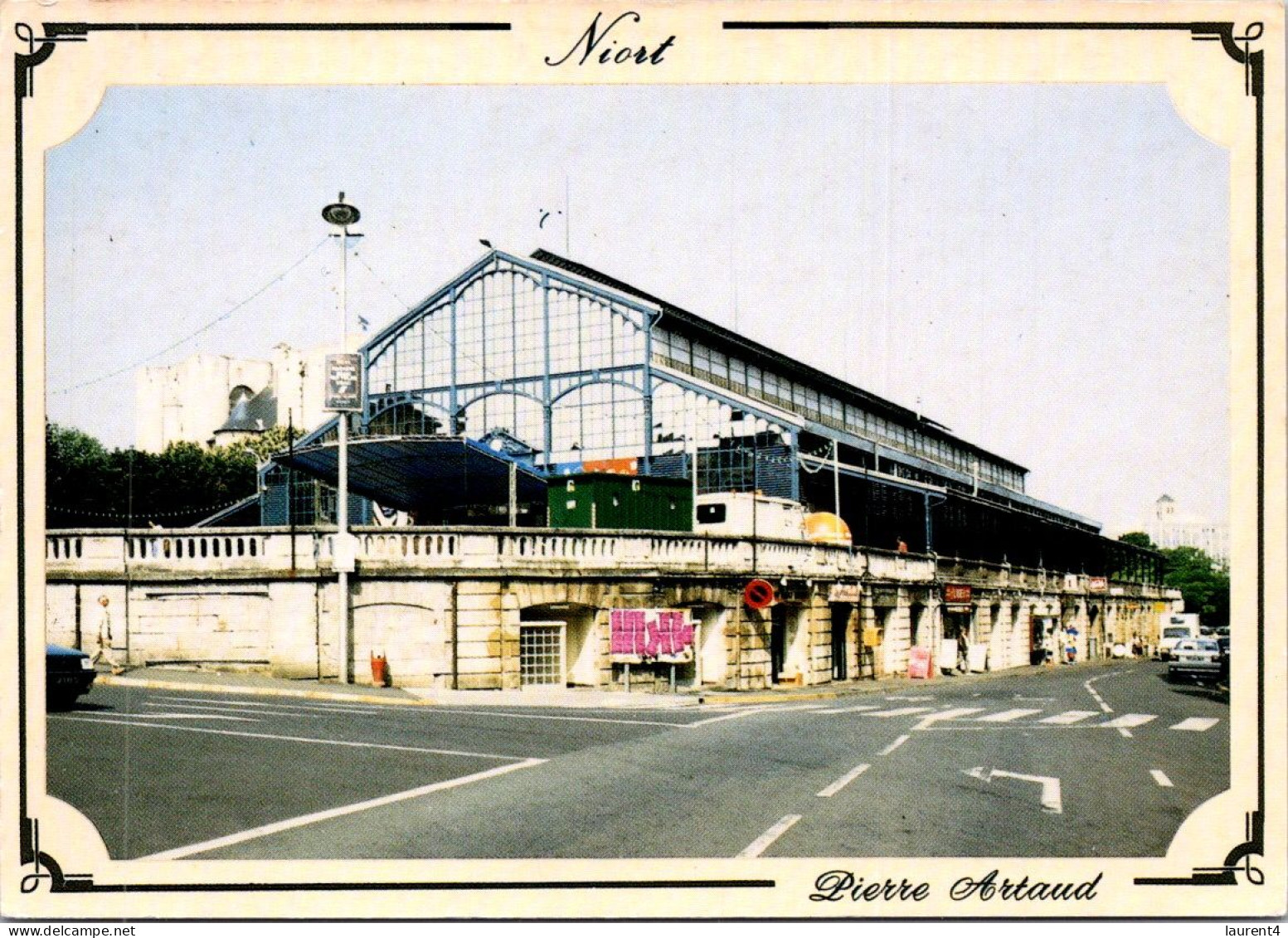 12-4-2024 (1 Z 45) France - Halle De Niort - Piazze Di Mercato