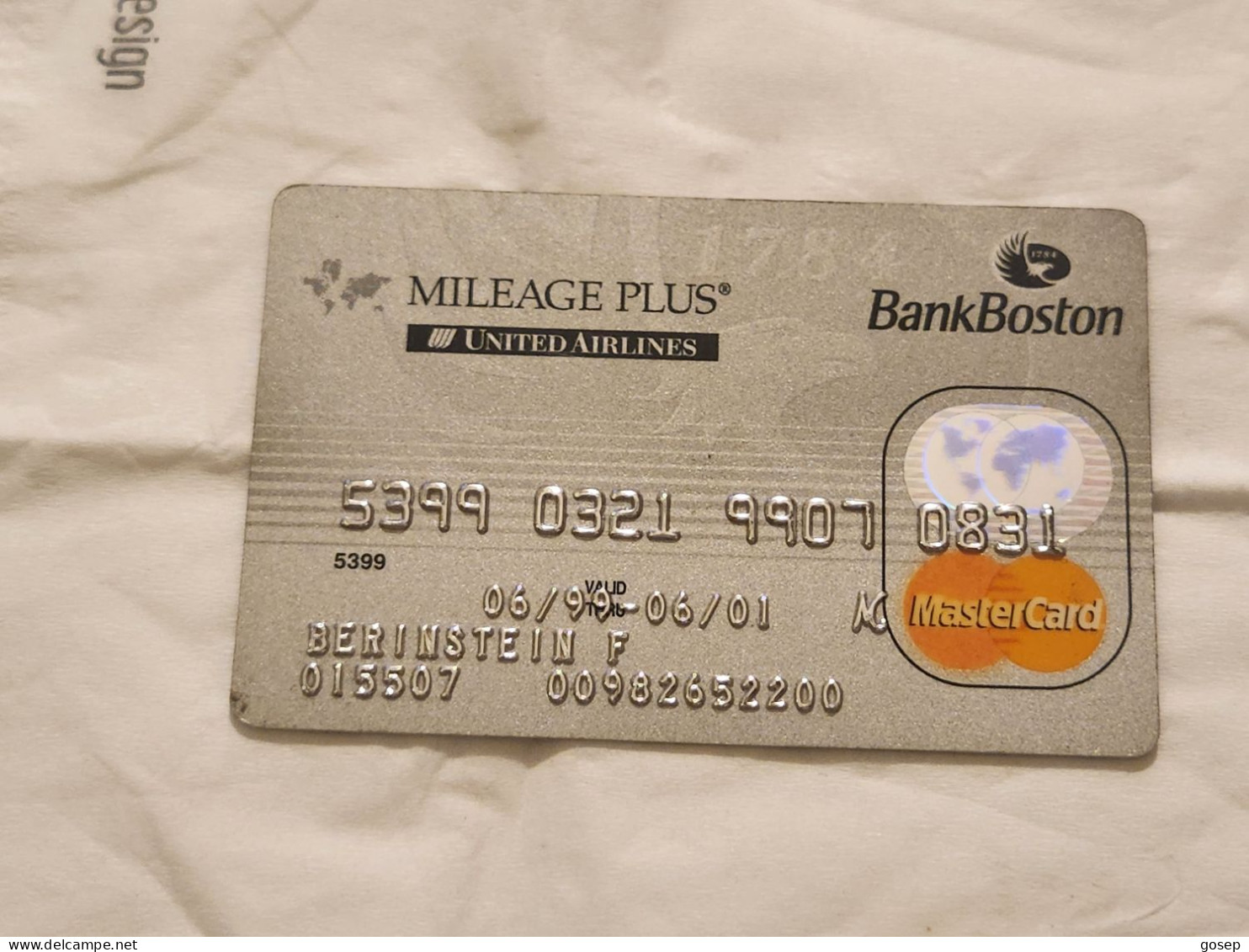 UNITED STATES-MILEAGE PLUS-BANK BOSTON CREDICT-MASTER CARD-(5399-0321-9907-0831)-(BERINSTEIN F)-used Card - Cartes De Crédit (expiration Min. 10 Ans)