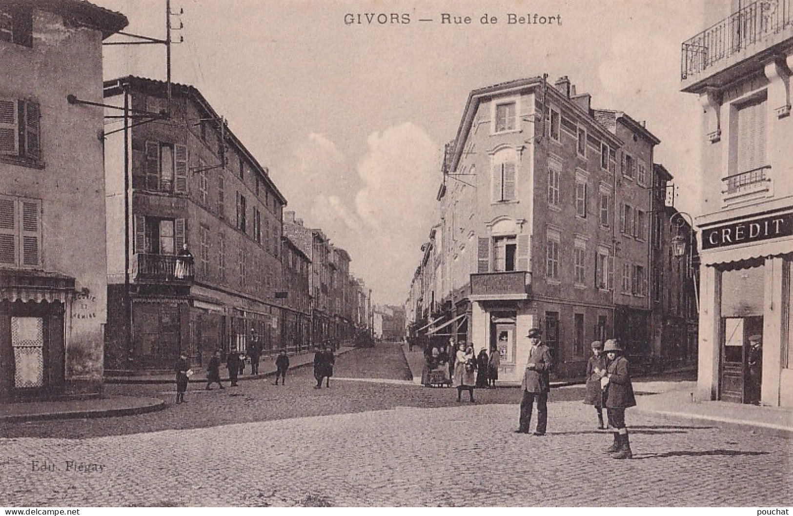 C7-69) GIVORS - RUE DE BELFORT - ANIMEE - HABITANTS - ( 2 SCANS ) - Givors