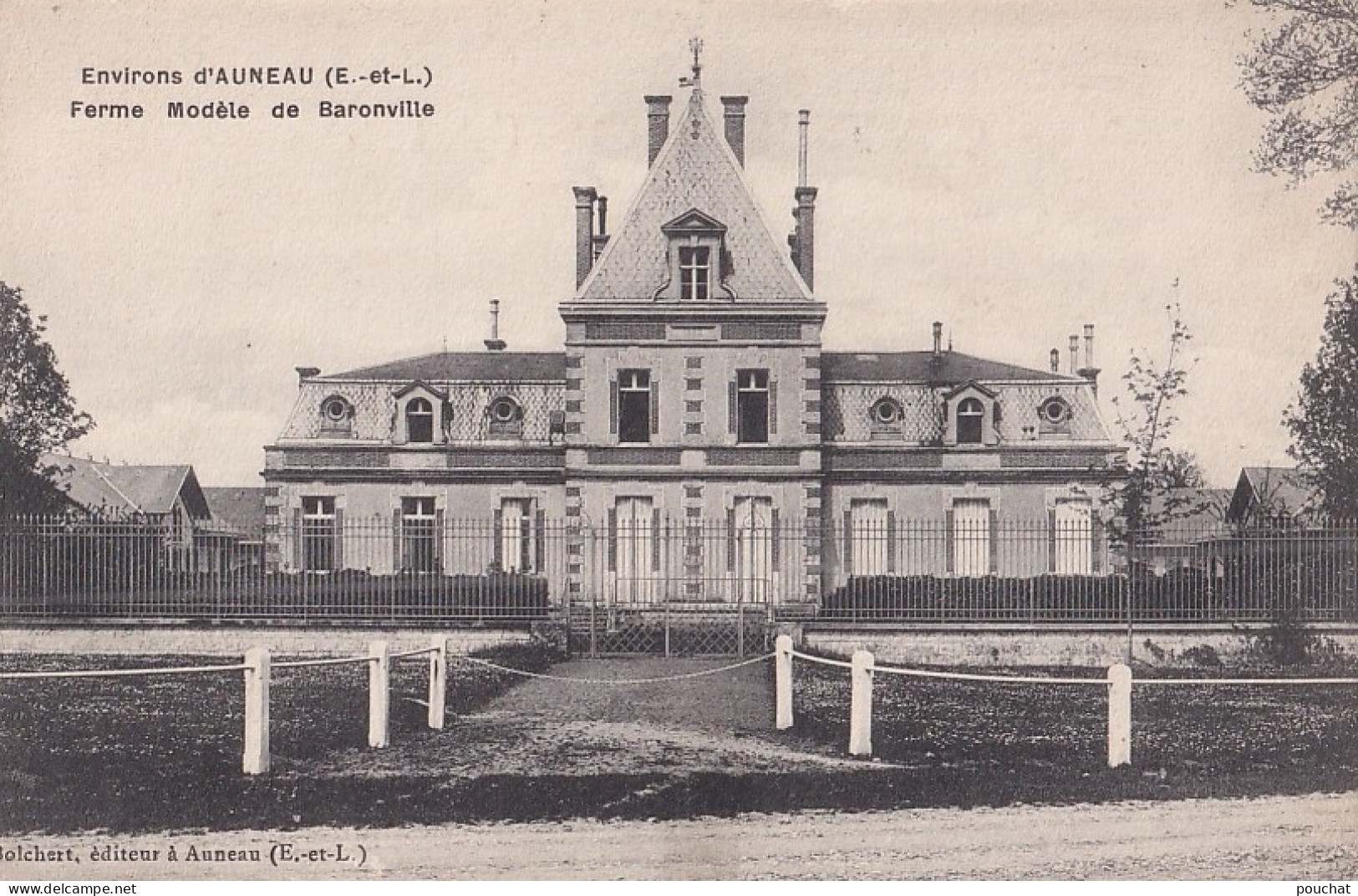 C15-28) ENVIRONS D ' AUNEAU - EURE ET LOIR - LA FERME MODELE DE BARONVILLE - ( 2 SCANS ) - Auneau