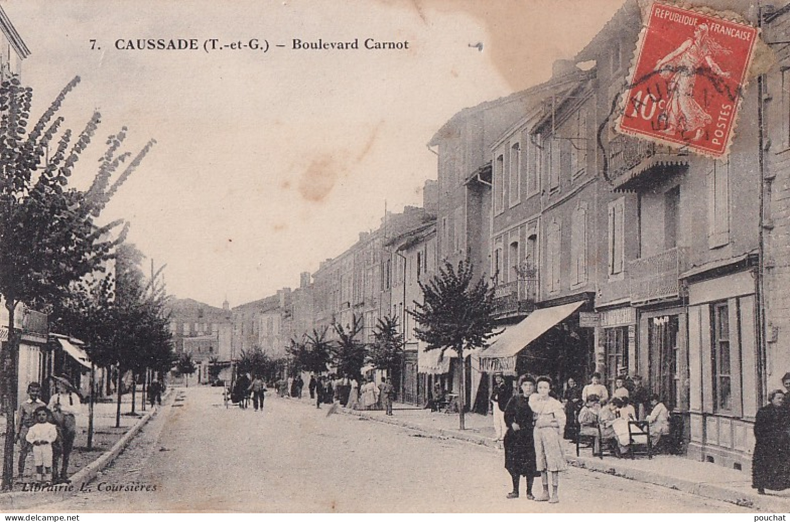 C22-82) CAUSSADE - BOULEVARD CARNOT -  ANIMEE - HABITANTS  - Caussade