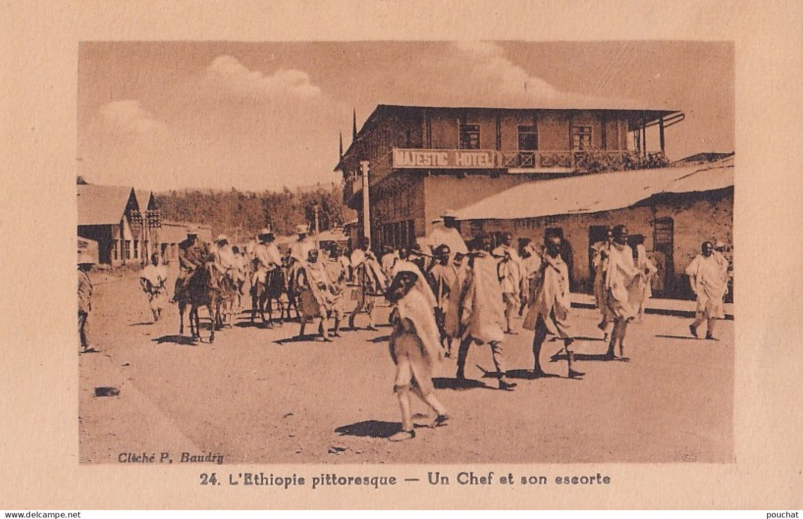 C25- L ' ETHIOPIE PITTORESQUE - UN CHEF ET SON ESCORTE - ANIMATION - ( 2 SCANS ) - Ethiopie