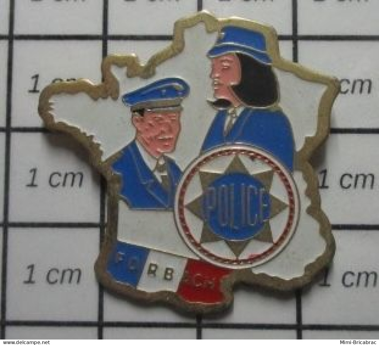 713c  Pin's Pins : Rare Et Belle Qualité POLICE / POLICIER(E) FORBACH Moselle En Région Grand Est - Polizia