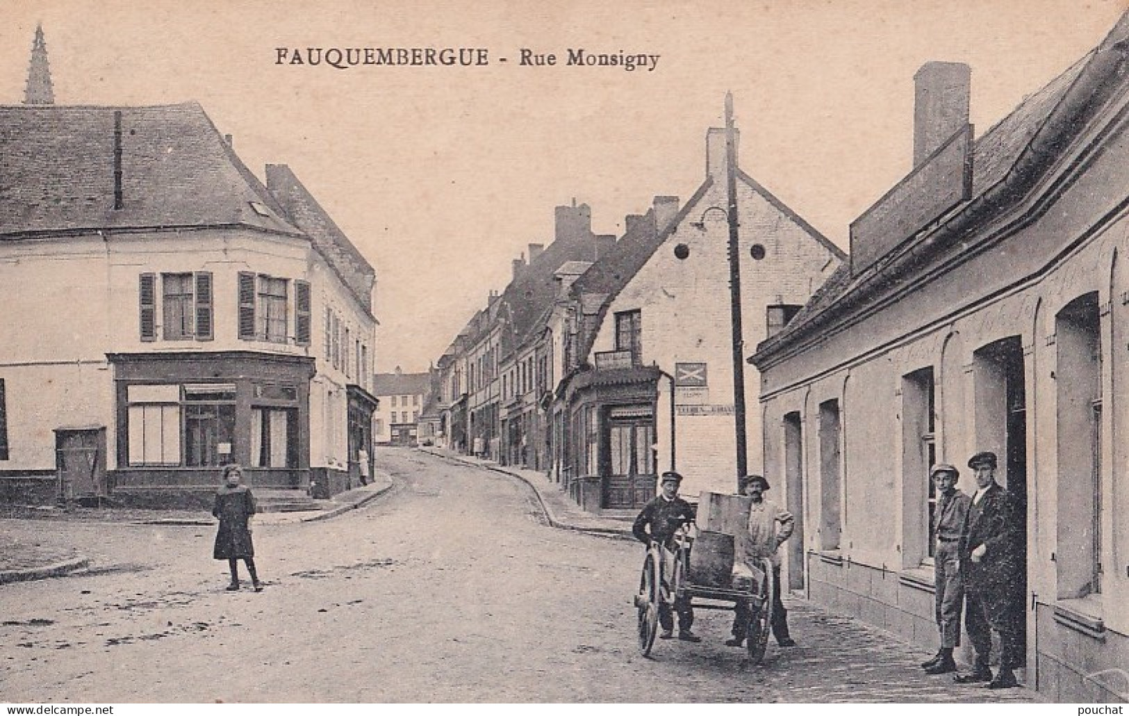 D5-62) FAUQUEMBERGUES - RUE  MONSIGNY - ( 2 SCANS ) - Fauquembergues