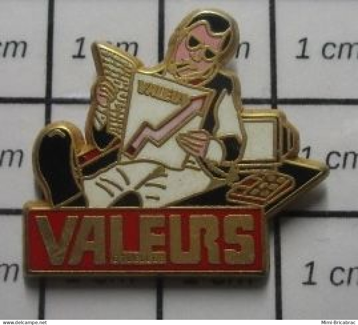 713c Pin's Pins / Beau Et Rare  / MEDIAS : REVUE MAGAZINE VALEURS - Media