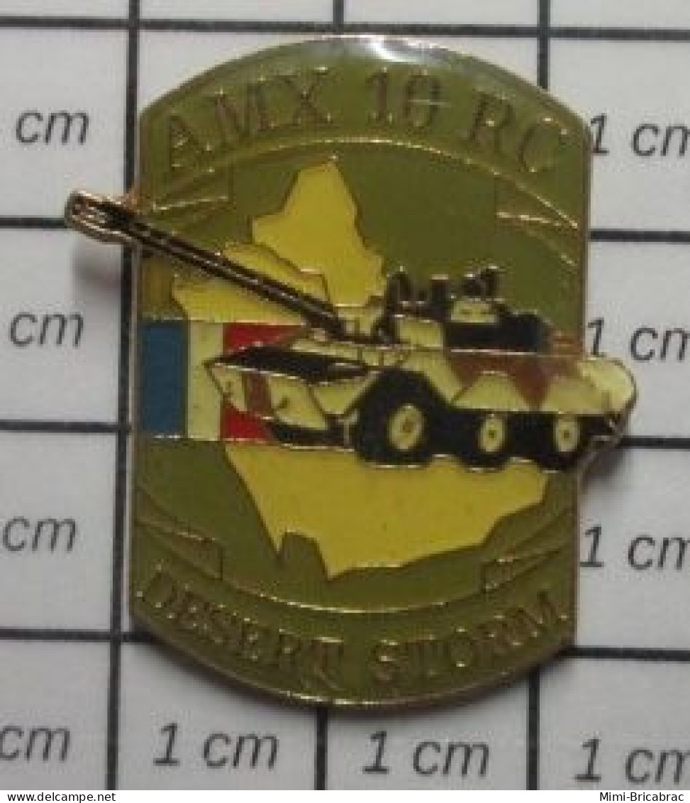 713A Pin's Pins / Beau Et Rare / MILITARIA /  AMX 10 RC OPERATION DESERT STORM - Militair & Leger