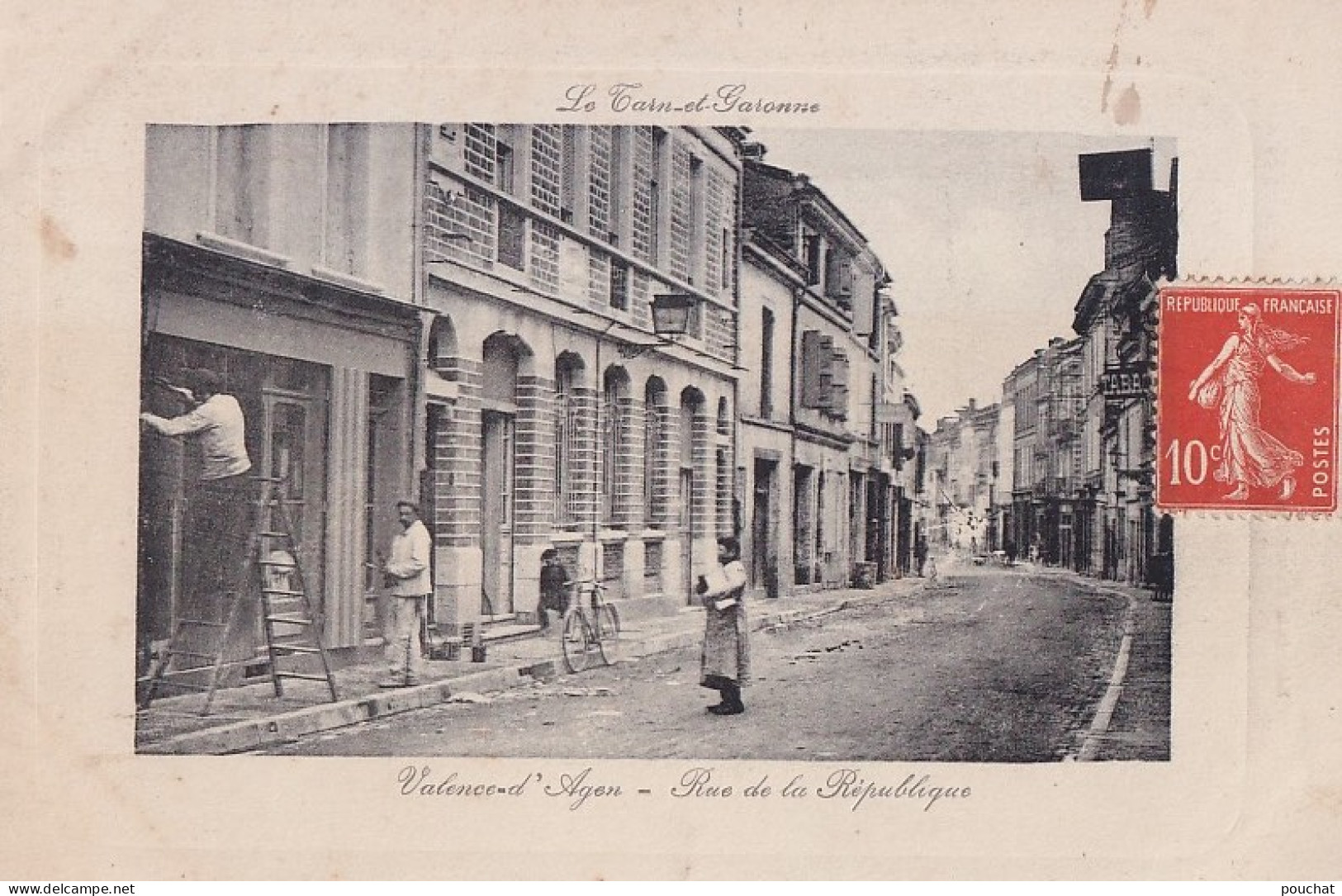 E5-82) VALENCE  D ' AGEN - TARN ET GARONNE - RUE DE LA REPUBLIQUE - HABITANTS - EN 1915 - ( 2 SCANS ) - Valence