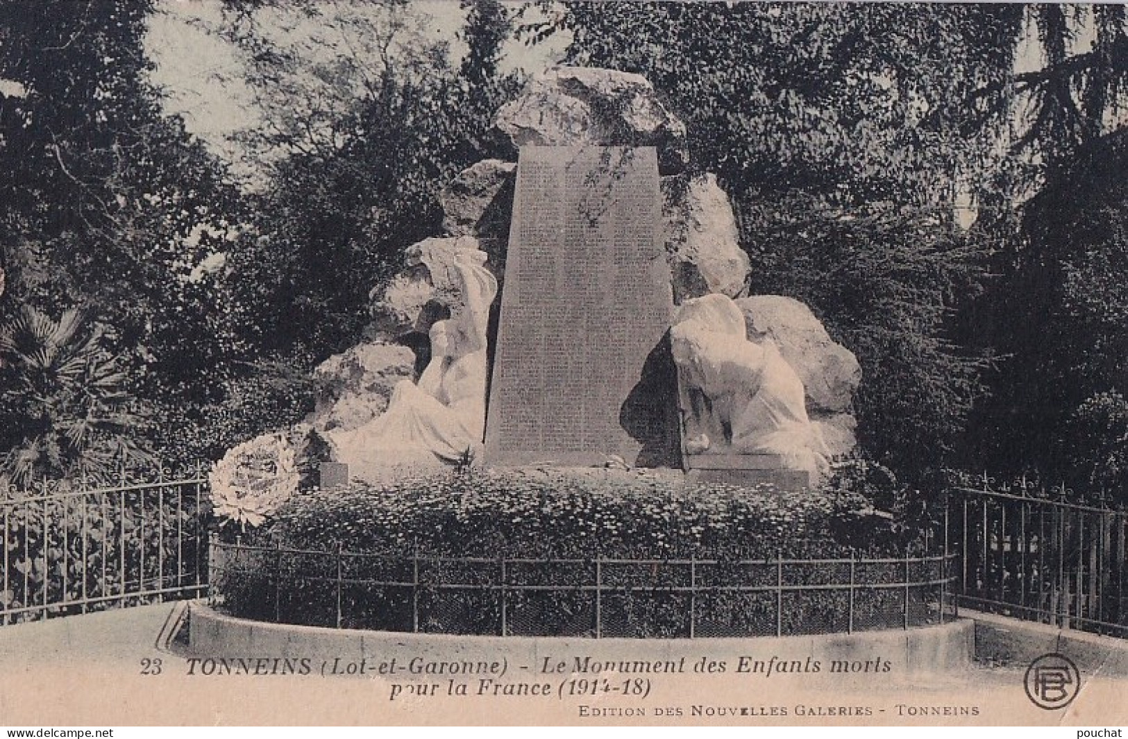 E12-47) TONNEINS - LOT ET GARONNE - LE MONUMENT DES ENFANTS MORTS POUR LA FRANCE - 1914 / 18 - ( 2 SCANS )  - Tonneins