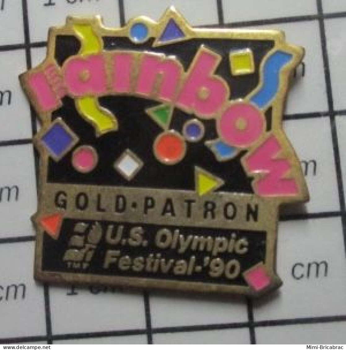 713C Pin's Pins / Beau Et Rare / JEUX OLYMPIQUES / US OLYMPICS FESTIVAL 1990 GOLD PATRON RAINBOW - Olympische Spiele