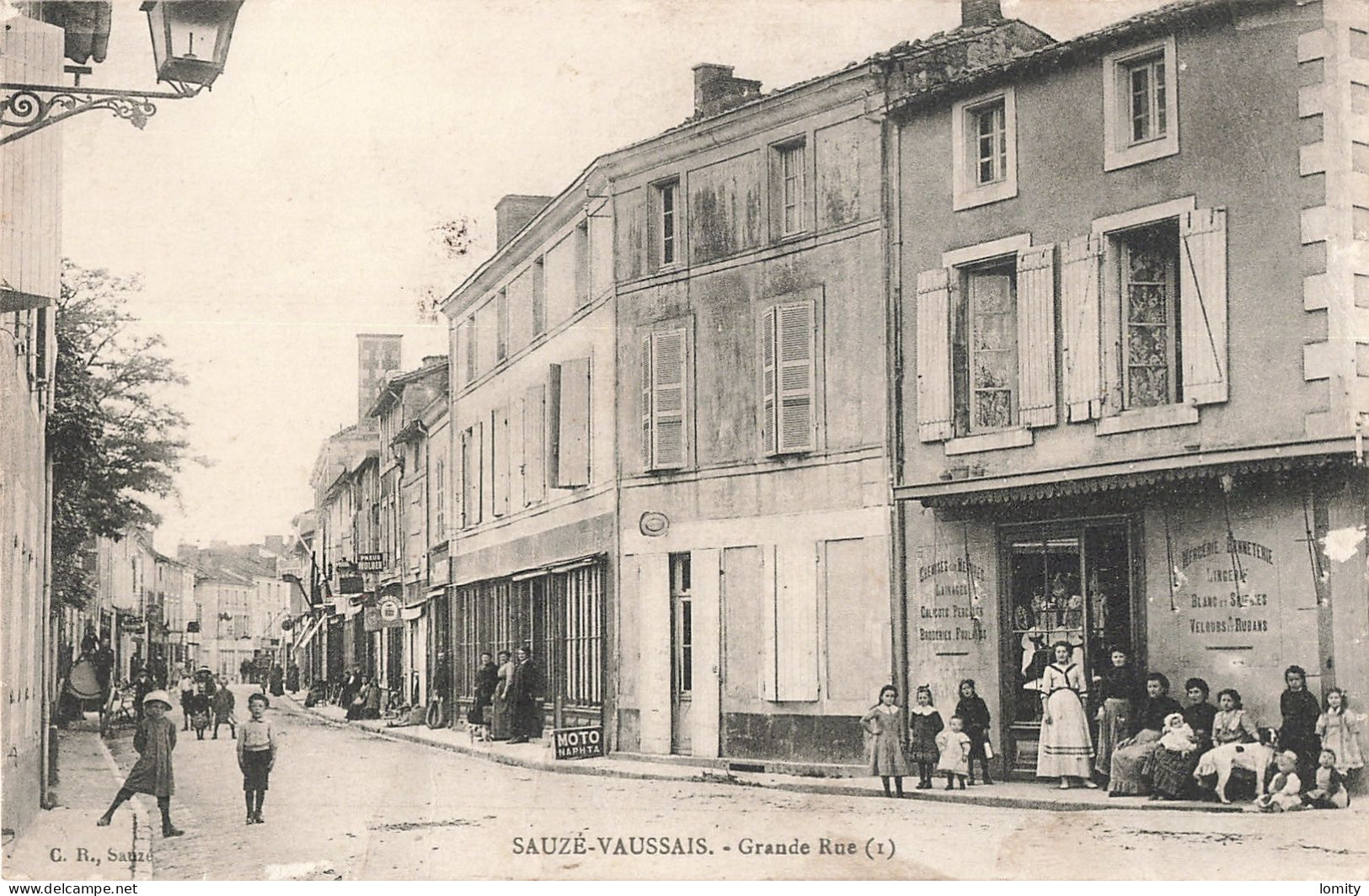 79 Sauzé Vaussais La Grande Rue CPA Carte écrite En 1917 - Sauze Vaussais