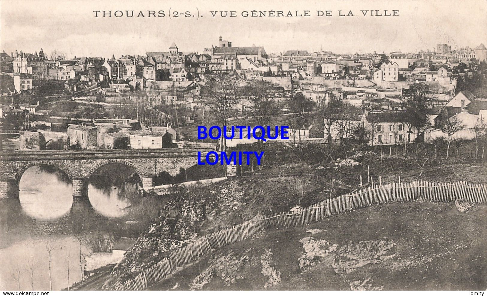 79 Thouars Vue Générale De La Ville CPA - Thouars