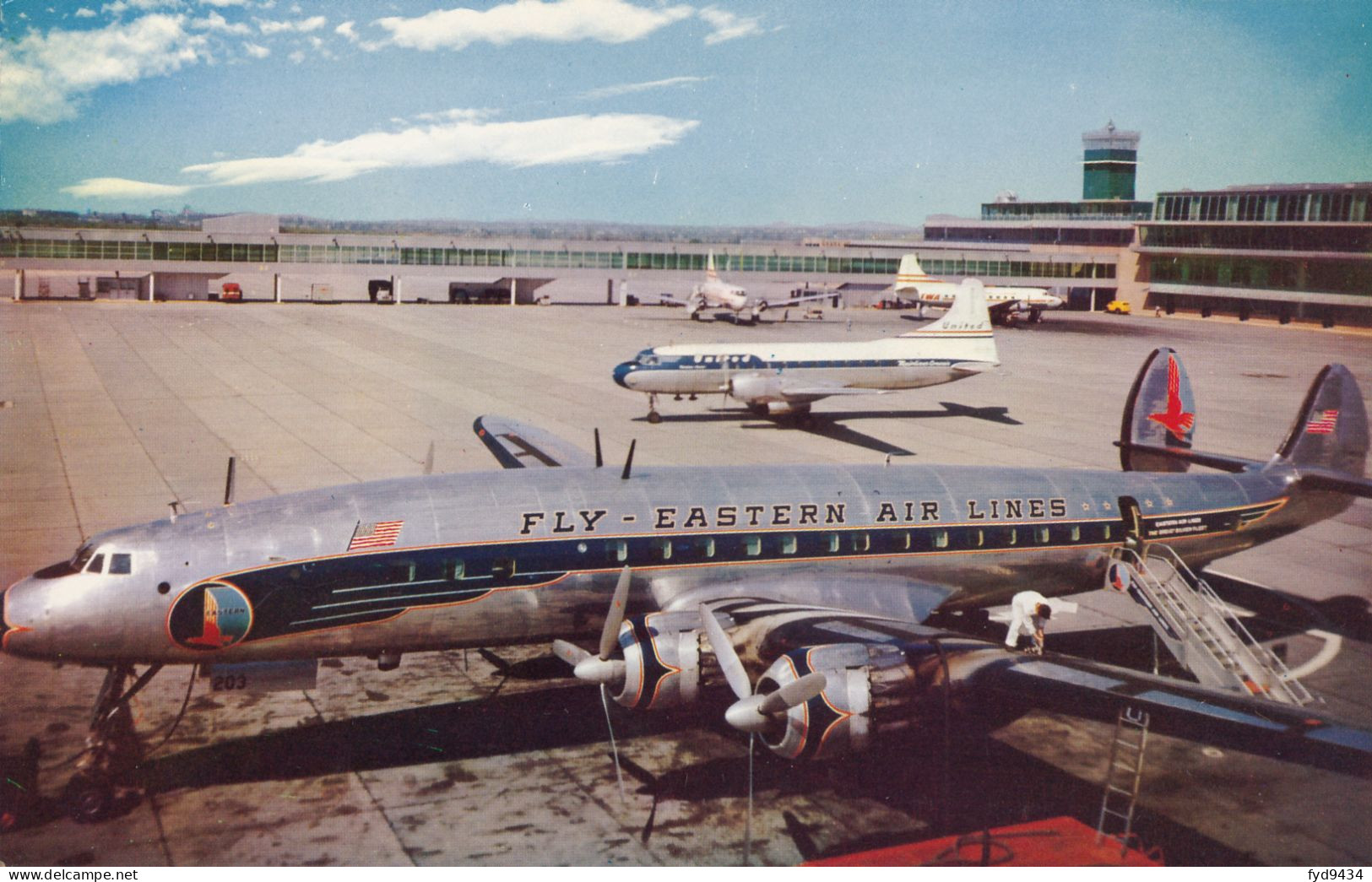 CPA - Lockheed Constellation - Compagnie Eastern Air Lines - Aéroport De Philadelphie ( Pennsylvanie ) - 1946-....: Moderne