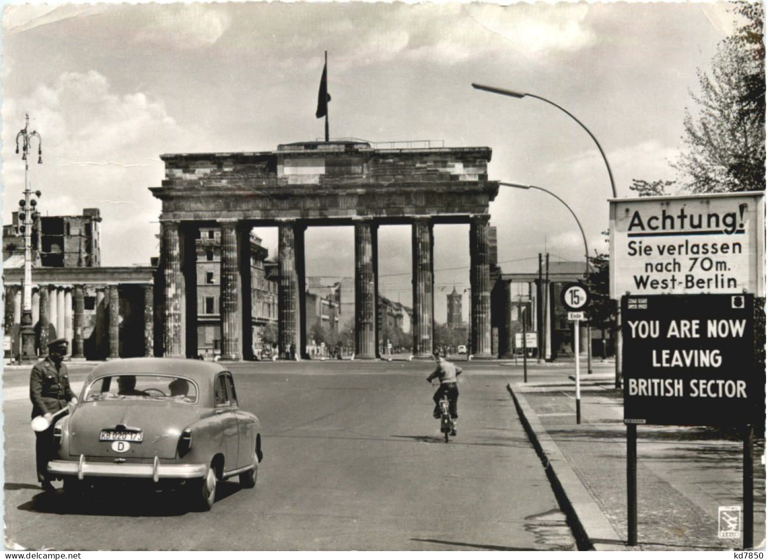 Berlin - Brandenburger Tor - Porte De Brandebourg