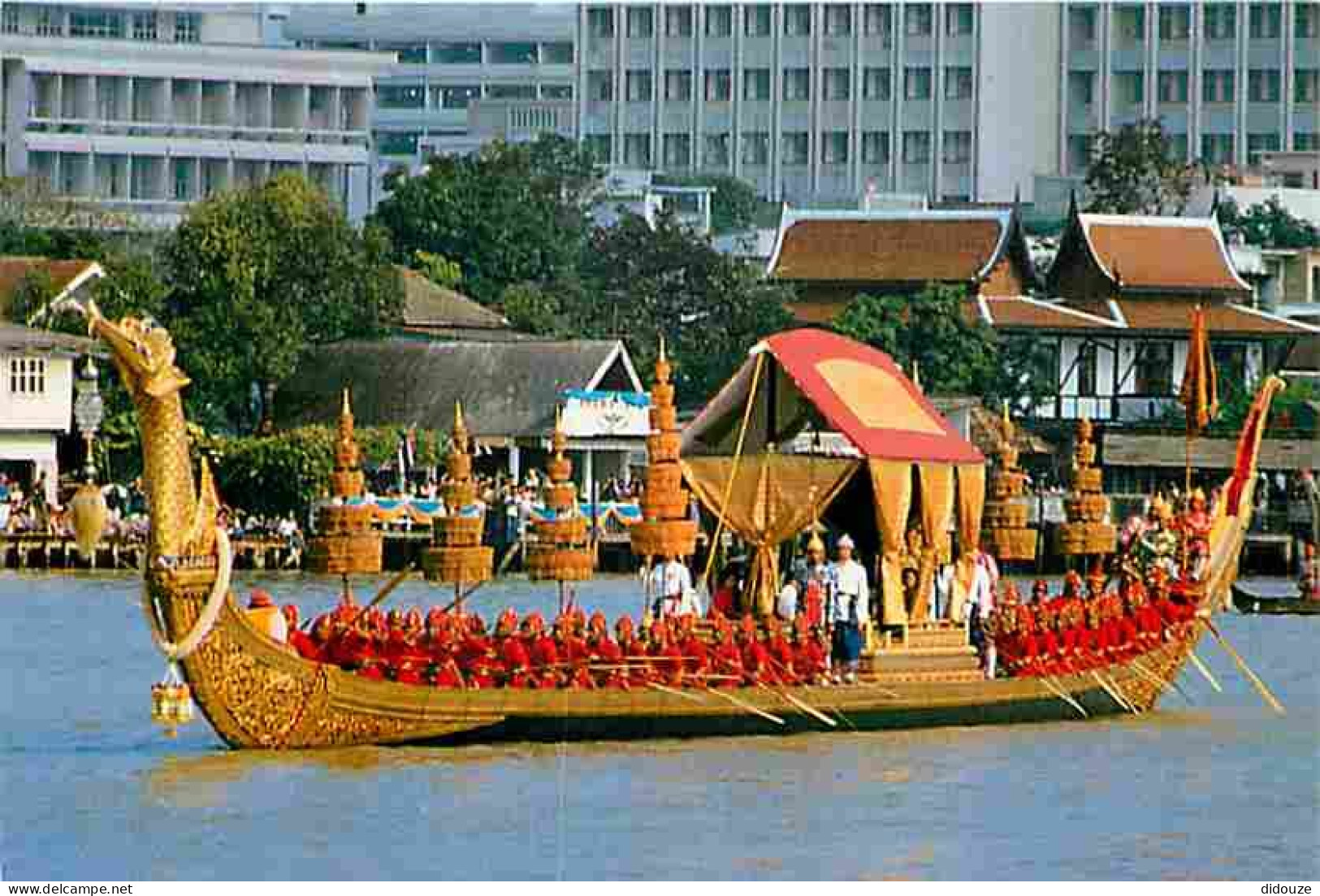 Thailande - The Royal Barge Suphannahong In The Rattanakosin Bicentennial Procession - 5fh Aprll 1982 - Folklore - Carte - Tailandia