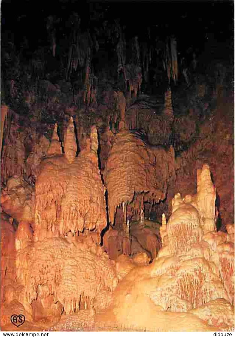 48 - Meyrueis - Grotte De Dargilan - Dans La Salle Du Clocher Le Baldaquin - Carte Neuve - CPM - Voir Scans Recto-Verso - Meyrueis