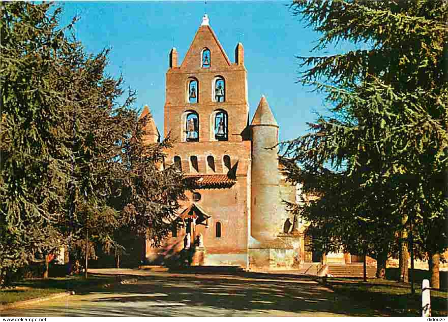 31 - Pibrac - Pèlerinage De Sainte Germaine De Pibrac - L'Eglise - Les Allées De La Basilique - Carte Neuve - CPM - Voir - Pibrac