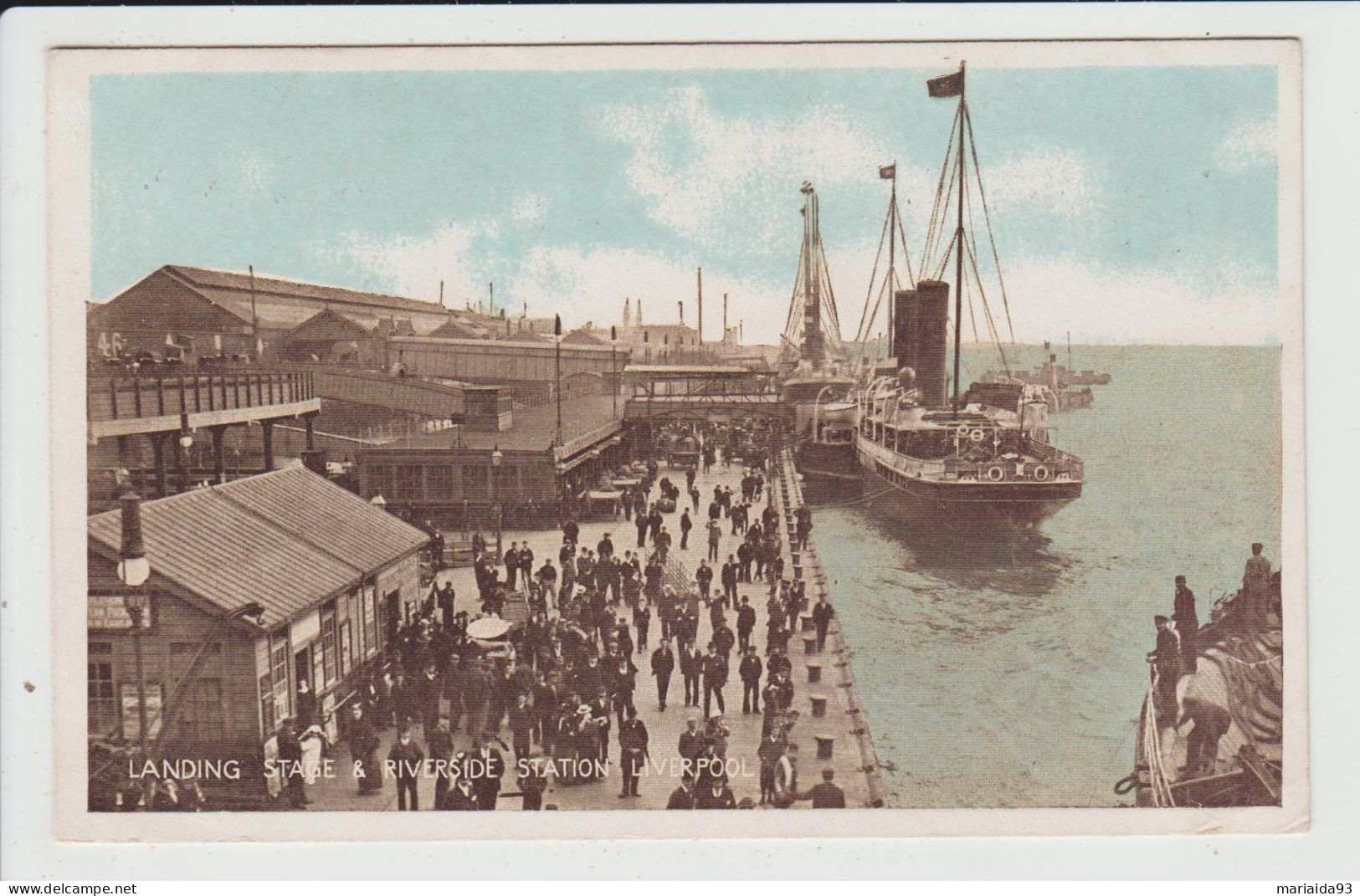 LIVERPOOL - ROYAUME UNI - LANDING STAGE AND REVERSIDE STATION - Liverpool