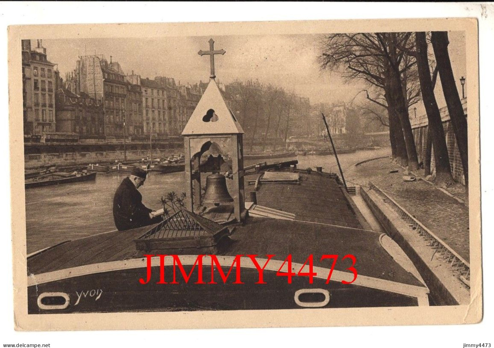 CPA - PARIS - Chapelle Des Mariniers " Pont Saint Michel " Le Bateau Saint-Pierre Et Saint-Paul - Hausboote