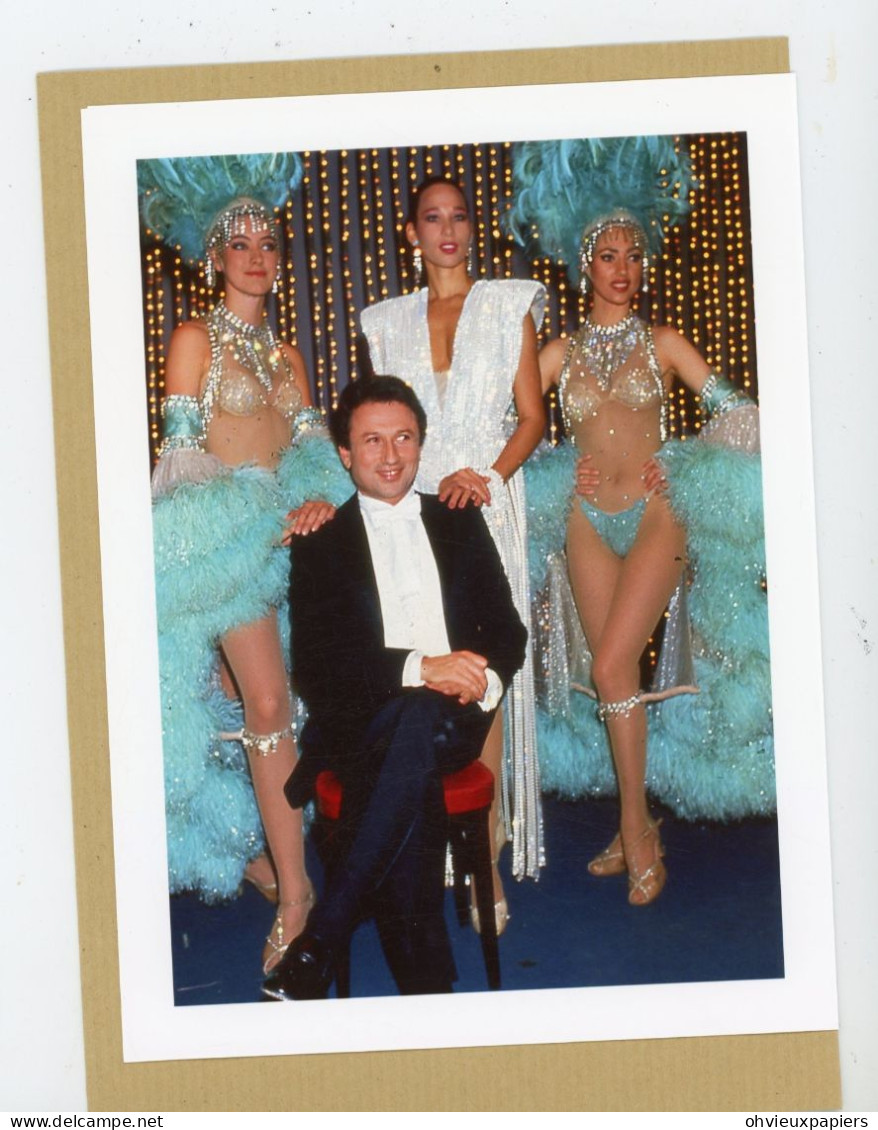 MICHEL DRUCKER  Et Les Danseuses Du Moulin Rouge - Pin-Up