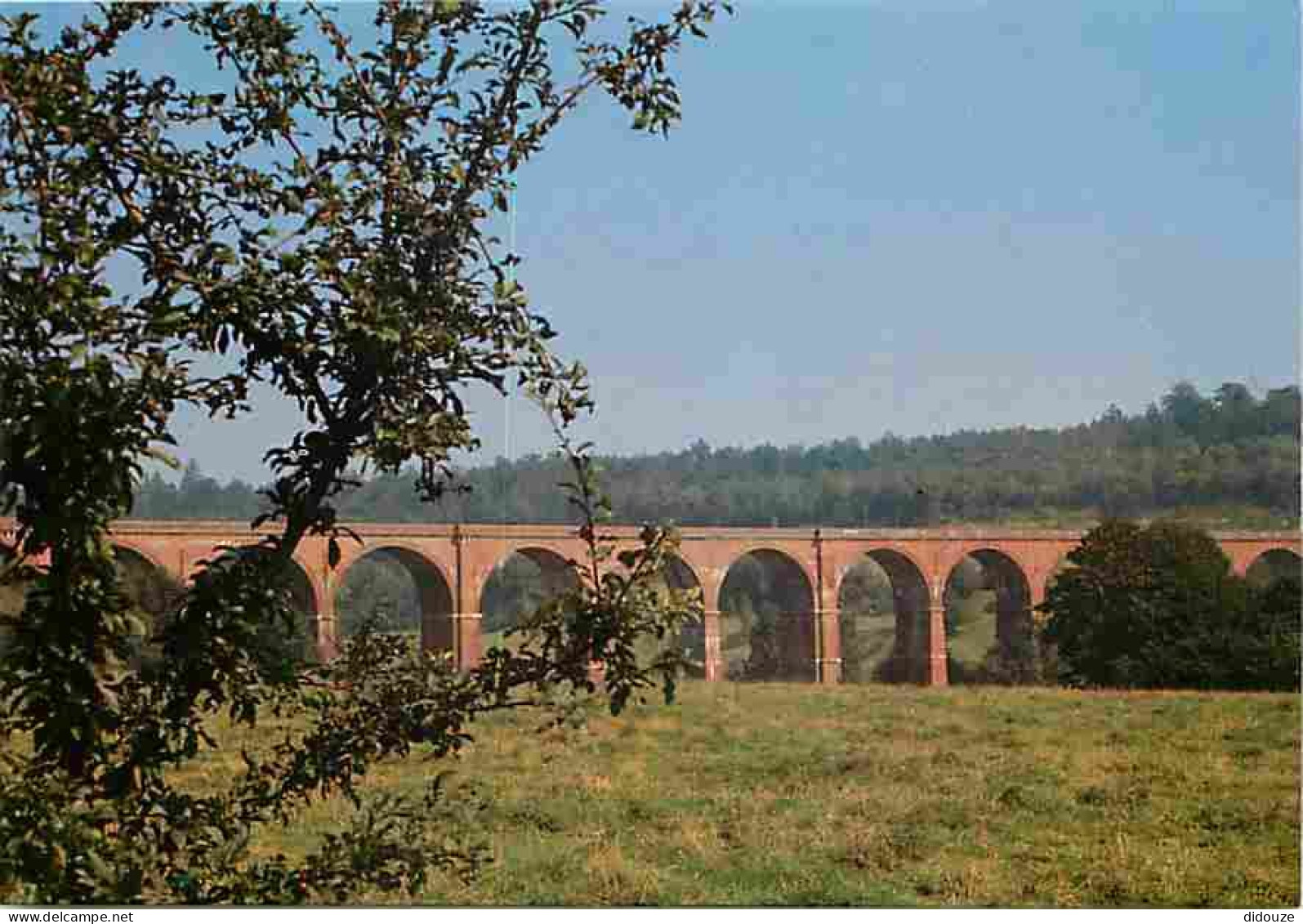 80 - Poix De Picardie - Viaduc - Carte Neuve - CPM - Voir Scans Recto-Verso - Poix-de-Picardie