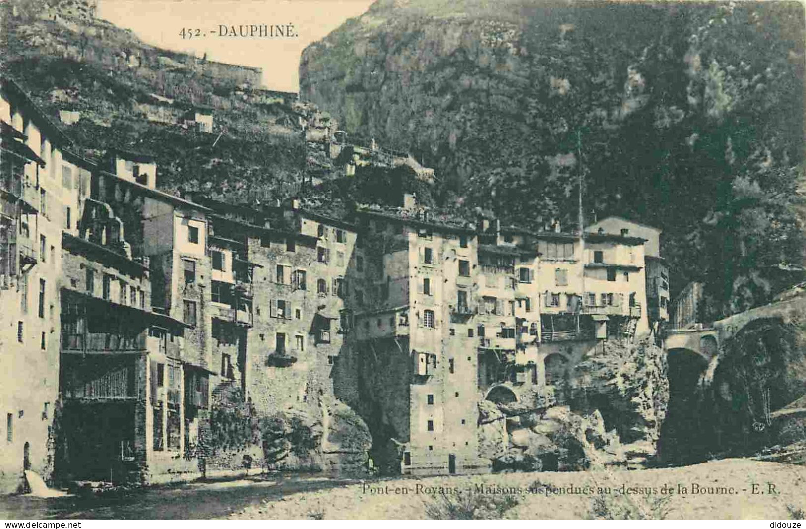 38 - Pont En Royans - Vue Générale - CPA - Voir Scans Recto-Verso - Pont-en-Royans