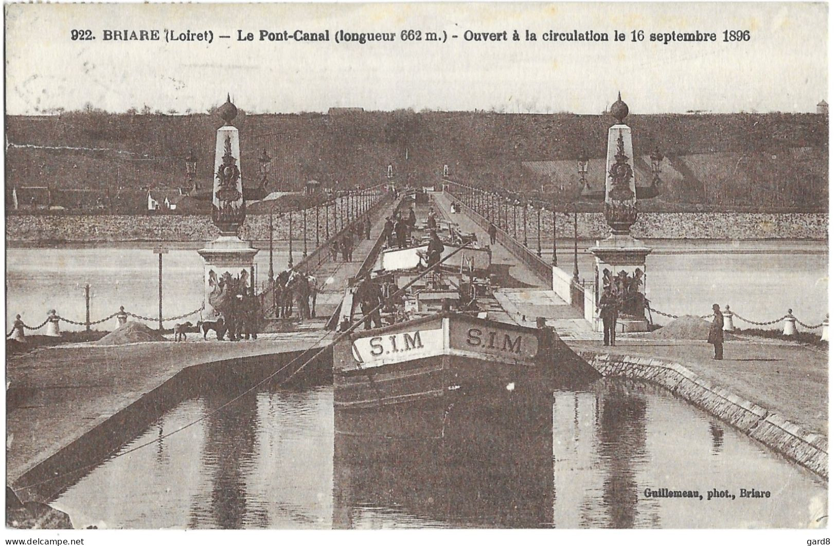 Pont Canal De Briare Avec Péniches (45) - Brücken