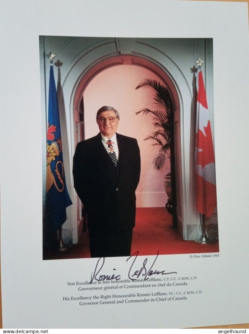 Romeo LeBlanc - 25th Governor General Of Canada ( In Office 1995 - 1999 ) - Politicians  & Military