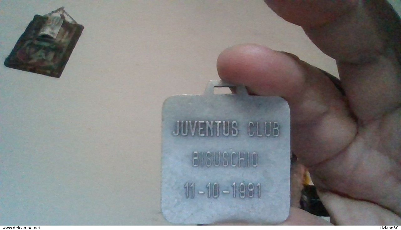 Bisuschio  Juventus Club 1981-.medaglia.sportiva - Otros & Sin Clasificación