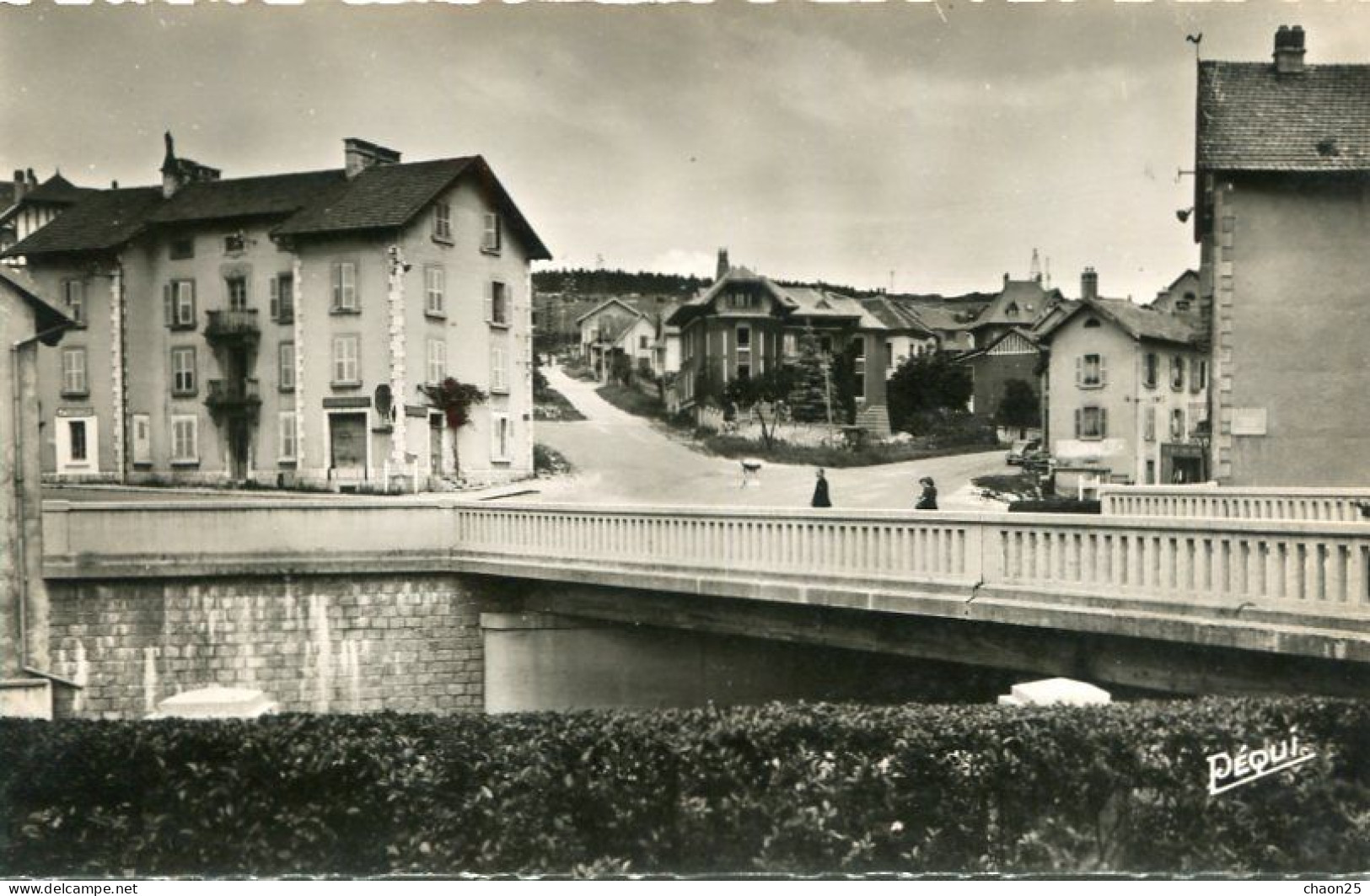 Pontarliert   éditions Péquignot  Format Cpa - Pontarlier