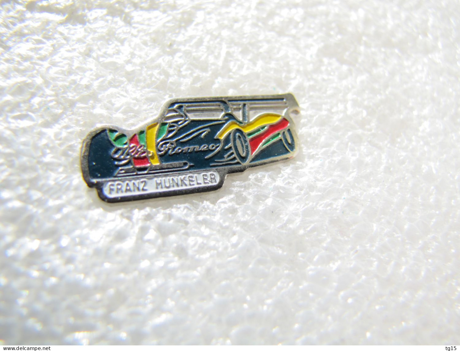 PIN'S    ALFA ROMEO  FRANZ   HUNKELER  GROUPE C  BARQUETTE - Alfa Romeo