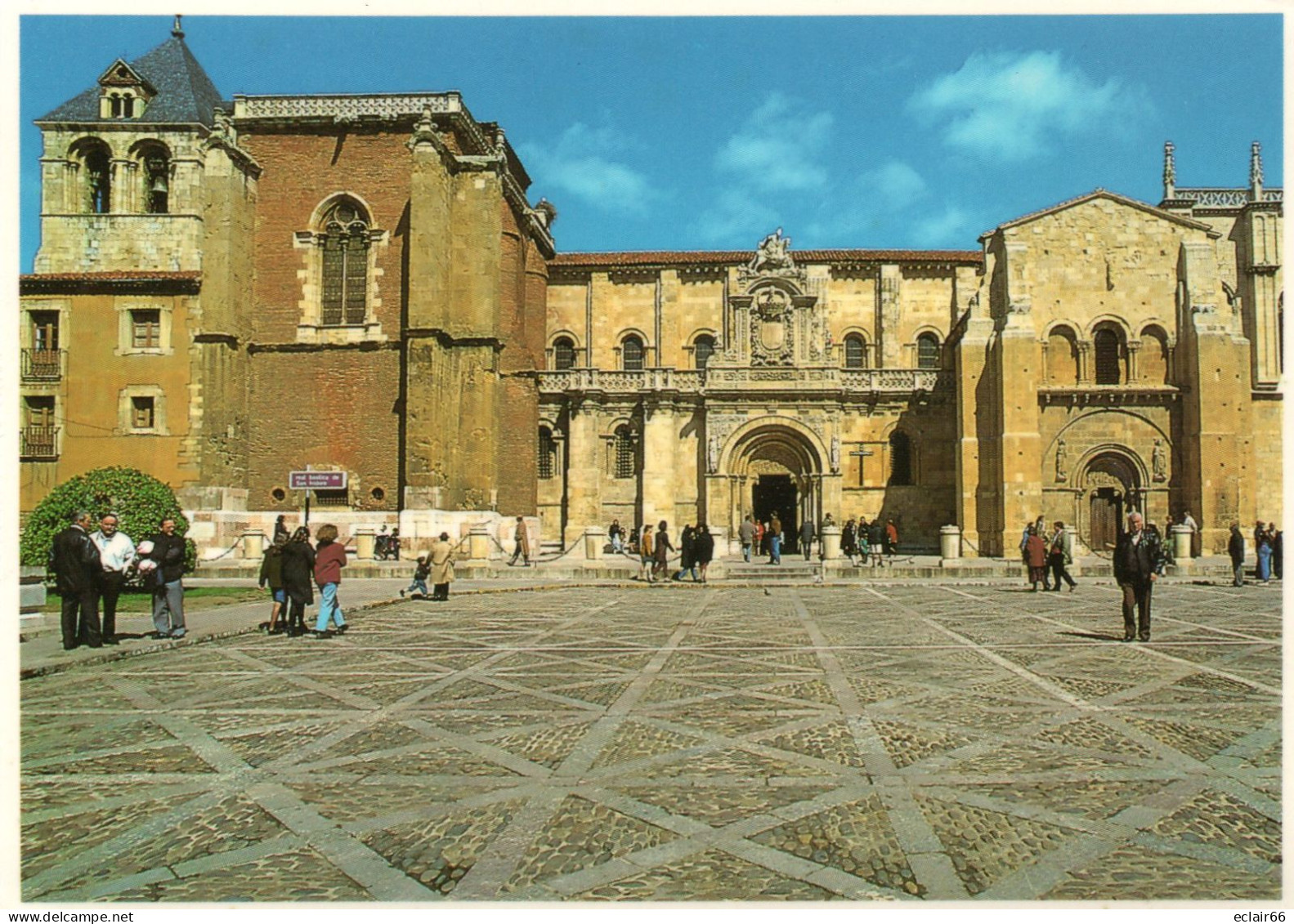 Leon - Basilica De San Isidoro. Fachada Principal Animation EDIT EDILESA  M A S  N°35  IMPECCABLE - León
