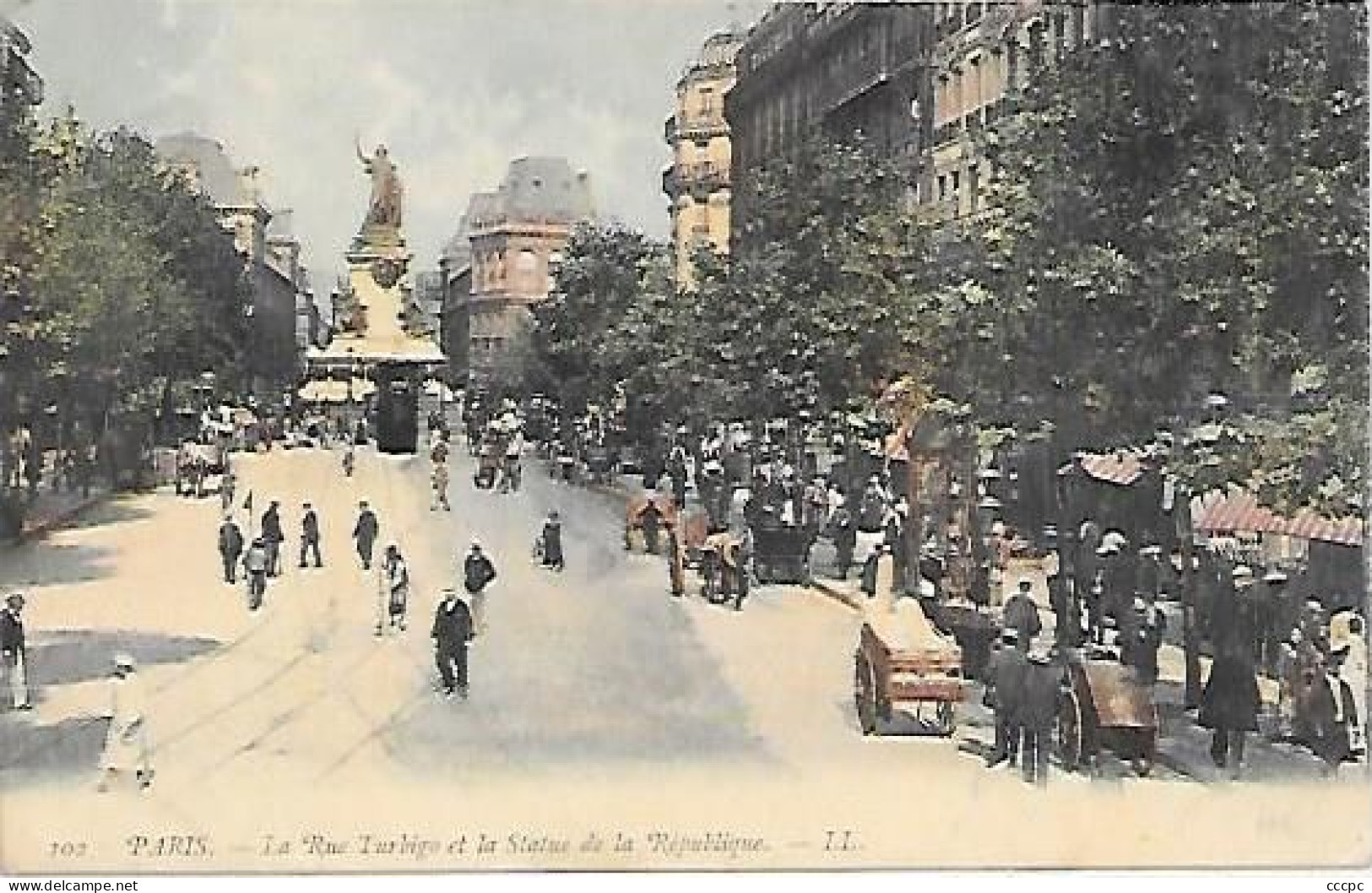 CPA Paris La Rue Turbigo Et La Statue De La République - Arrondissement: 03