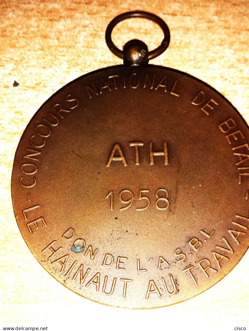 Médaille Art Deco  Concours National De Bétail - ATH 1958 Hercule Terrassant Le Taureau Hainaut Au Travail - Firma's
