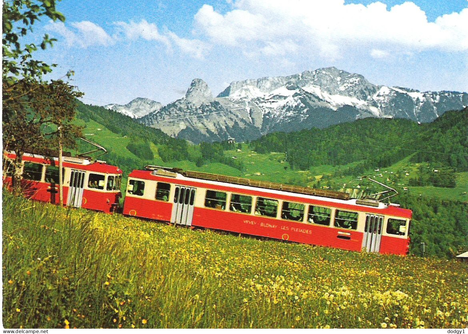 THE VERVEY-BLONAY-LES PLEIADES TRAIN, SWITZERLAND. USED POSTCARD M1 - Kabelbanen