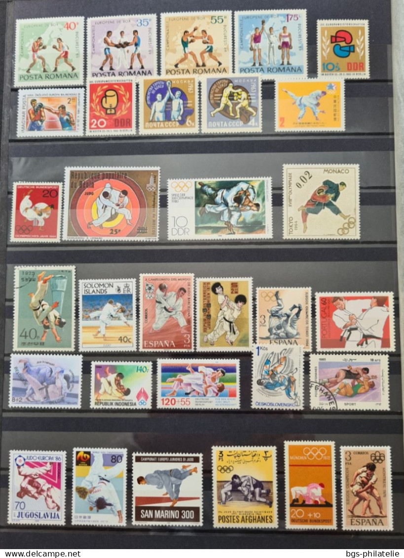 Collection de timbres sur le thème du Sport.