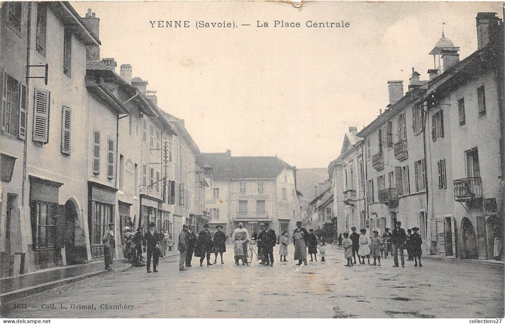 73-YENNE- LA PLACE CENTRALE - Yenne