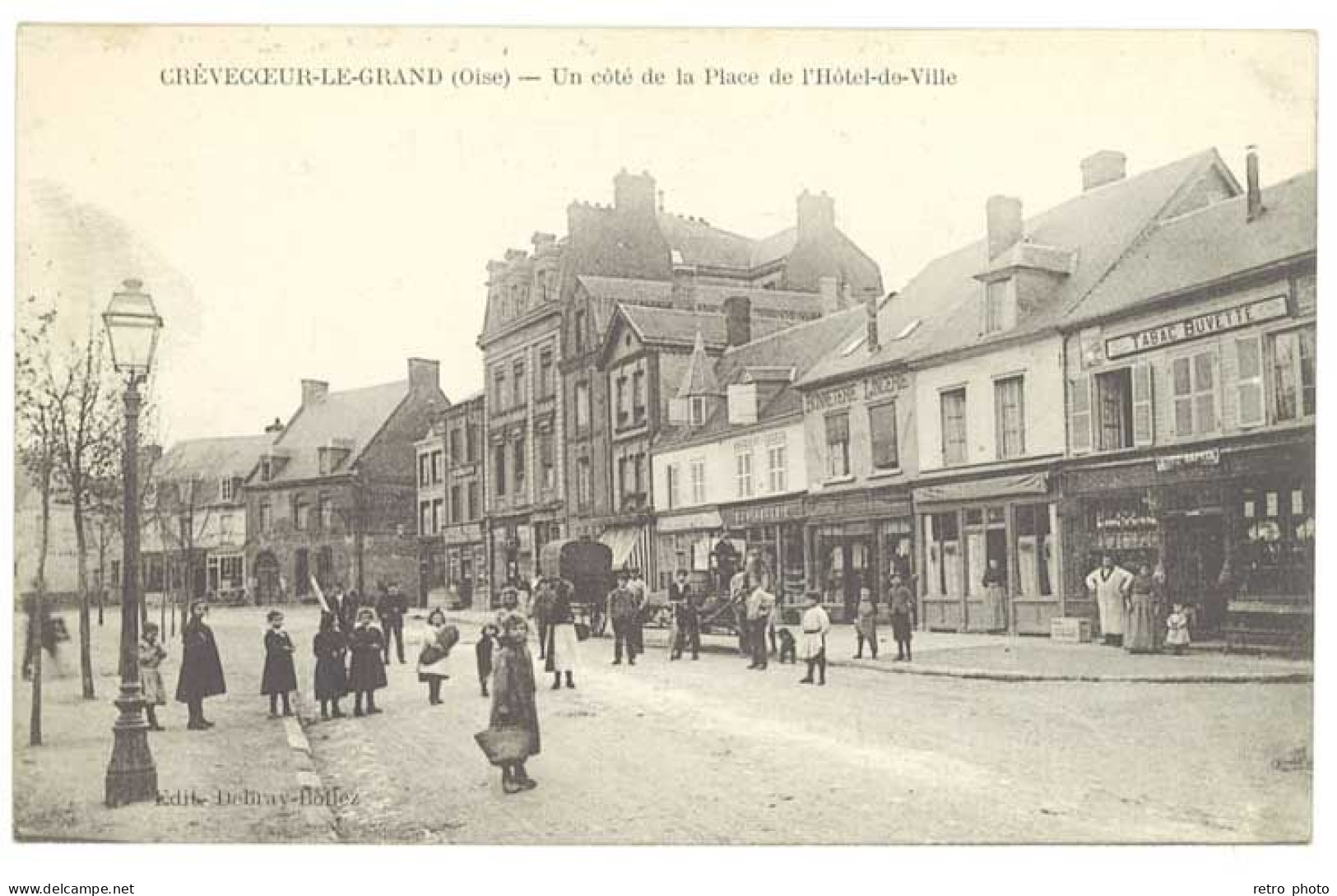 2 Cpa Crèvecoeur Le Grand - Le Château ... / Un Côté De La Place ... - Crevecoeur Le Grand