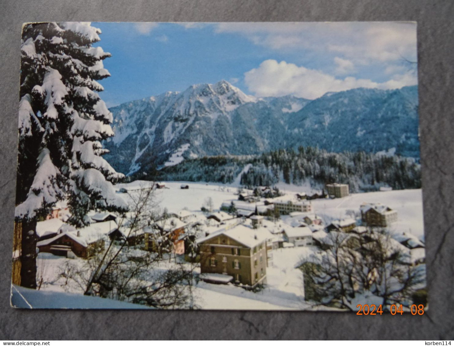 LEYSIN  AU FOND  LE CHAMOSSAIRE - Leysin