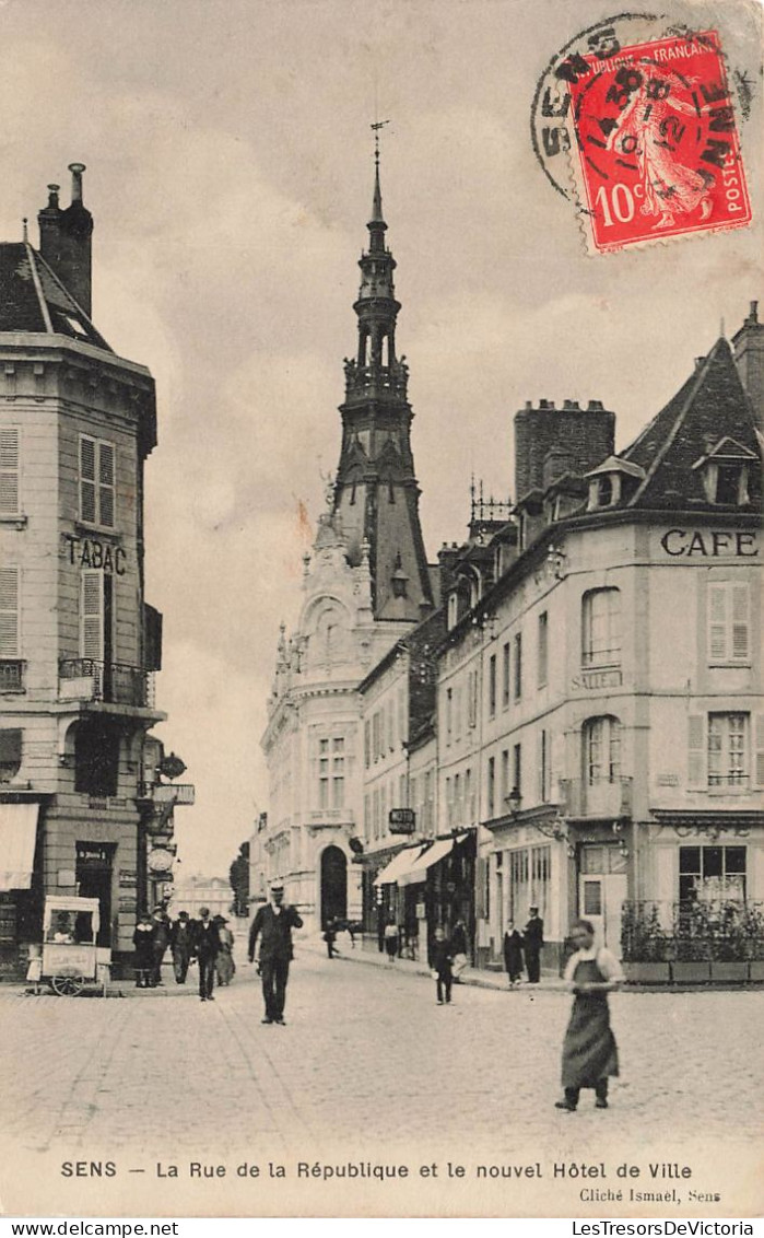 FRANCE - Sens - Vue Sur La Rue De La République Et Le Nouvel Hôtel De Ville - Animé - Carte Postale Ancienne - Sens