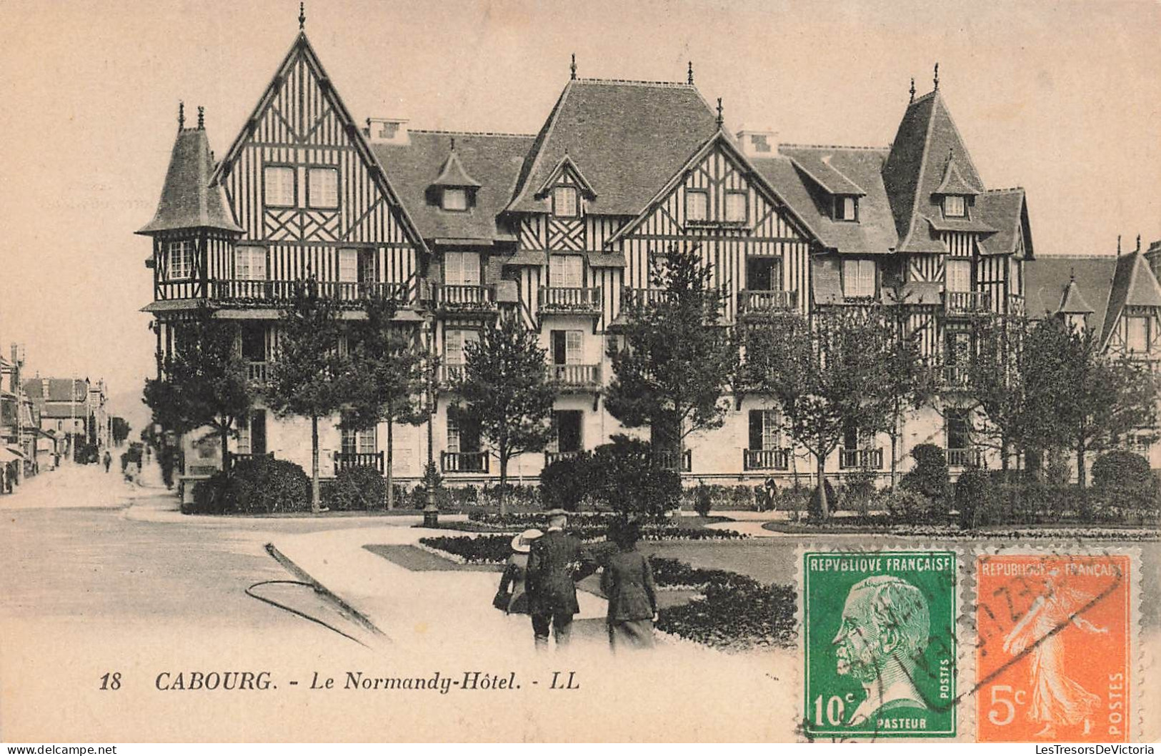 FRANCE - Cabourg - Le Normandy Hôtel - L L  - Vue Générale - Animé - De L'extérieure - Carte Postale Ancienne - Cabourg