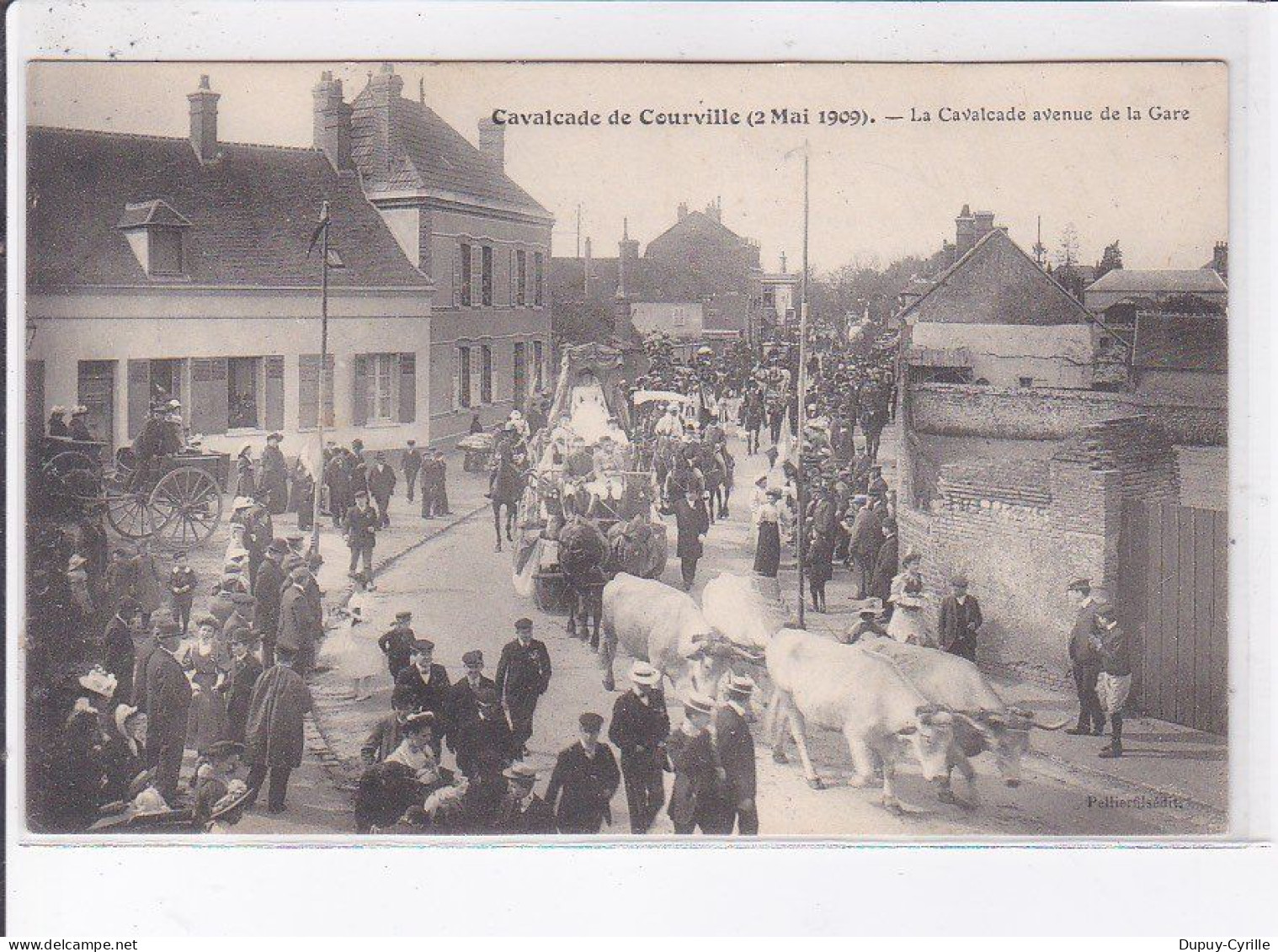 COURVILLE: Cavalcade Avenue De La Gare - Très Bon état - Courville