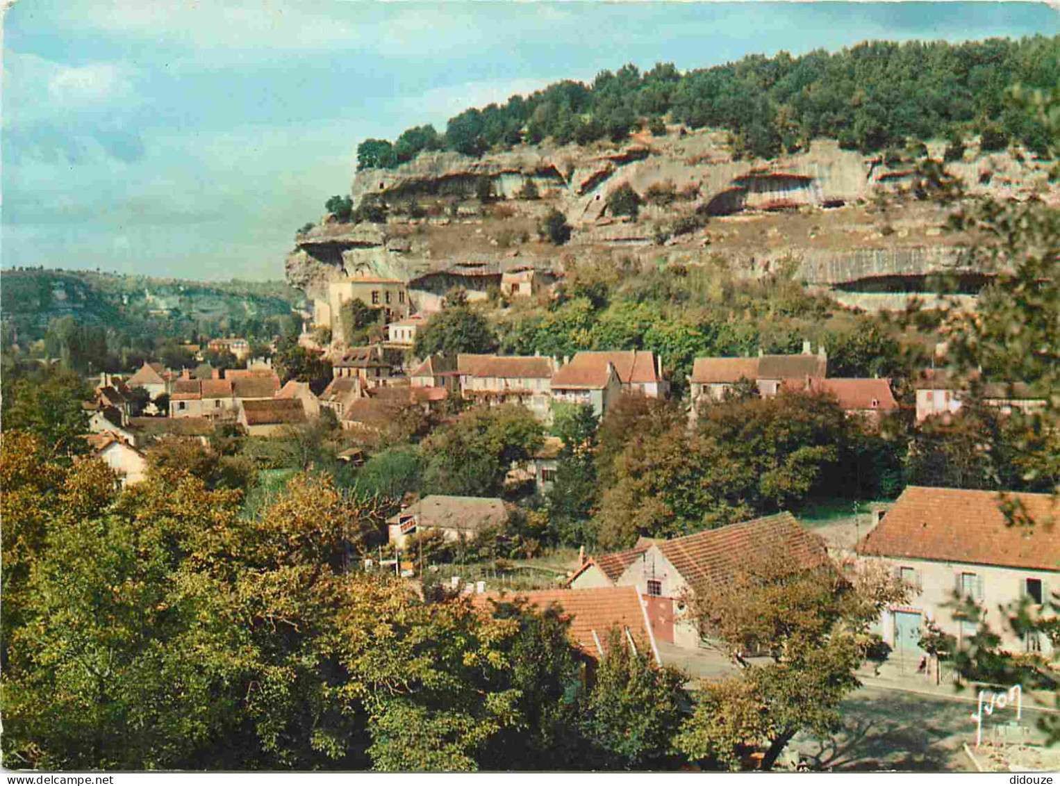 24 - Les Eyzies - Vue Générale - CPM - Voir Scans Recto-Verso - Les Eyzies