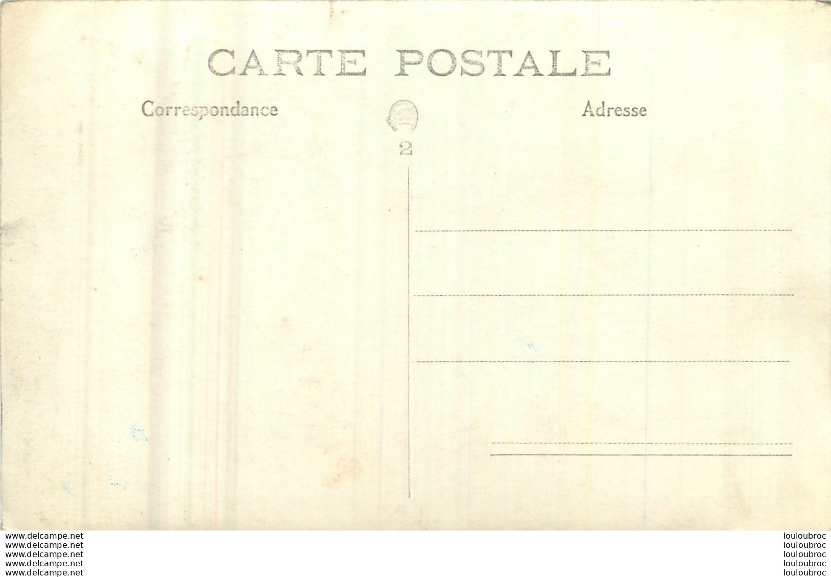 CARTE PHOTO  FETE CHAR DANS UNE VILLE - Te Identificeren