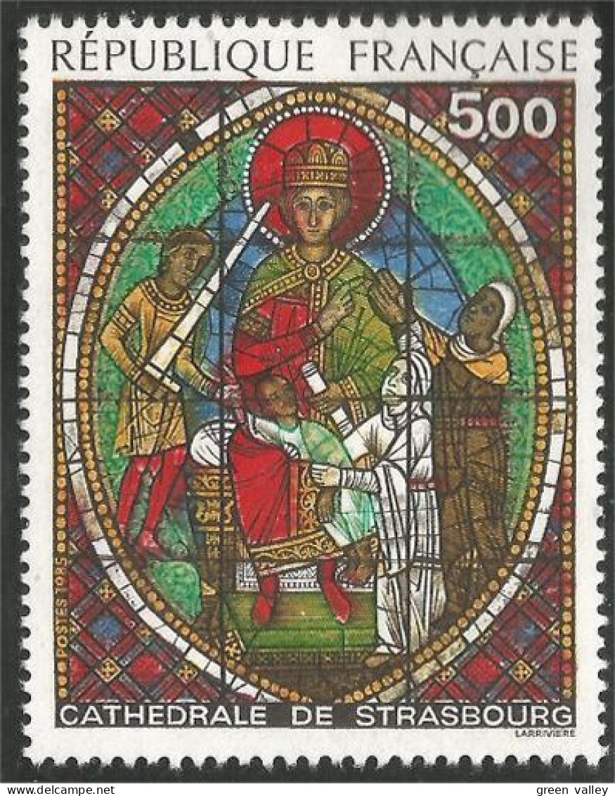 353 France Yv 2363 Vitrail Cathédrale Strasbourg Cathedral Stained Glass MNH ** Neuf SC (2363-1b) - Kerken En Kathedralen