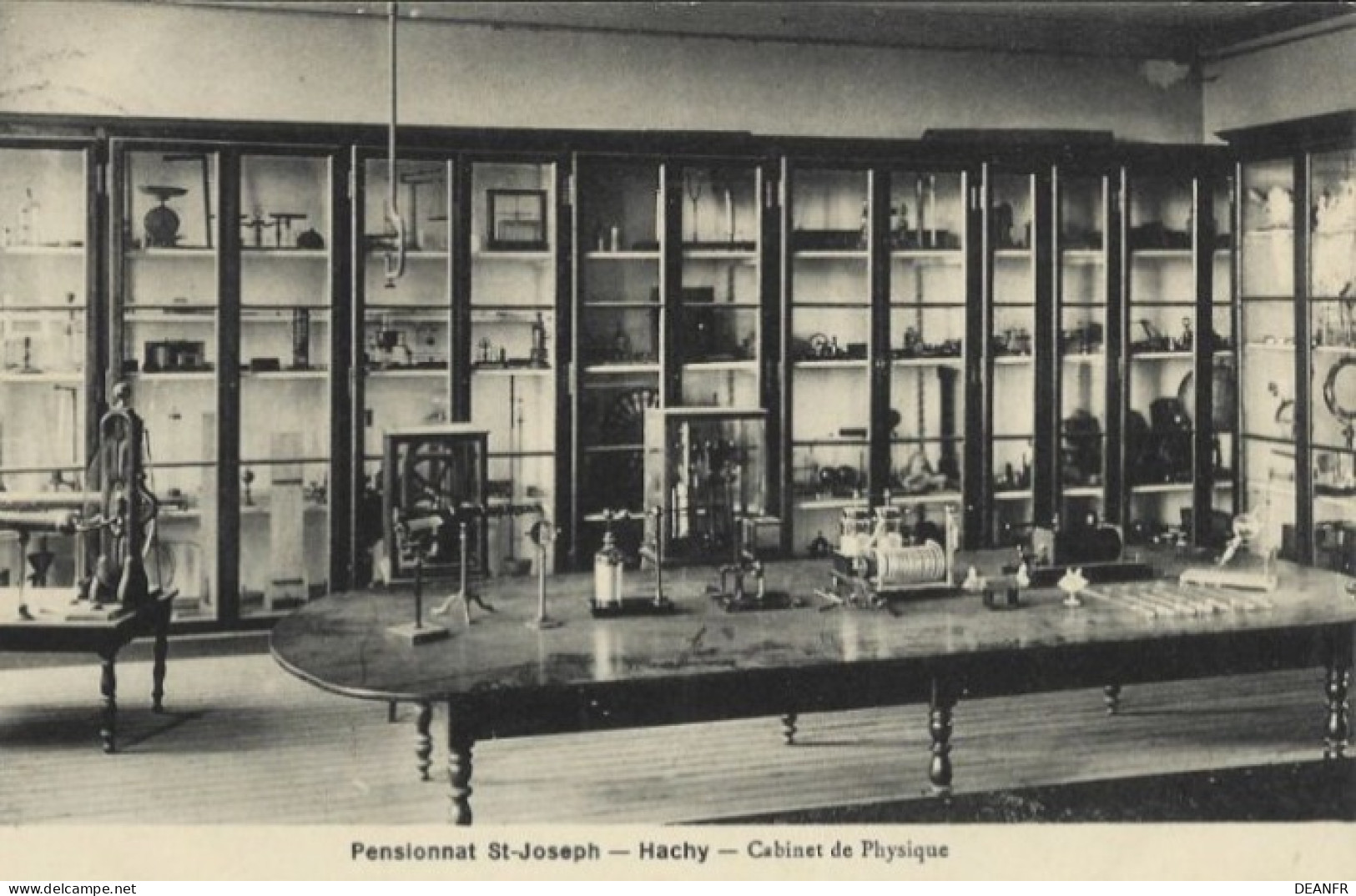 HACHY : Pensionnat St-Joseph : Cabinet De Physique. Carte Avec Censure ( 1915) Rare. Carte Impeccable. - Habay