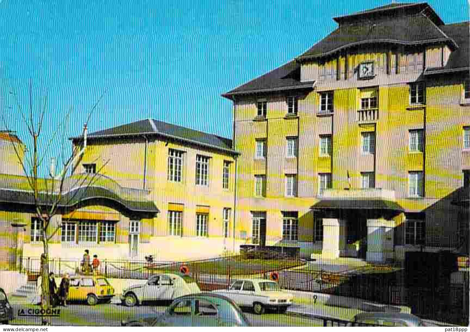 Lot de 45 cartes de MAIRIE - HOTEL DE VILLE (Villes et Villages) FRANCE : 10 CPA + 5 CPSM PF + 30 CPSM-CPM (1960-90's)