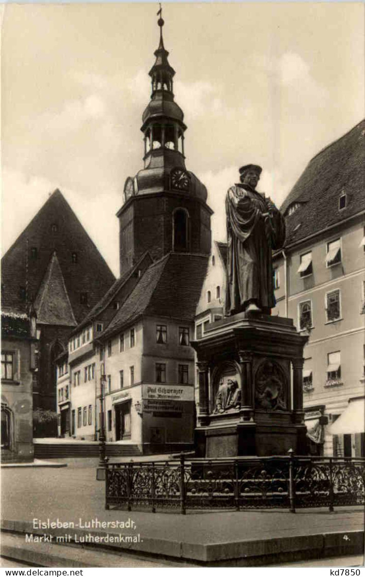 Eisleben, Markt Mit Lutherdenkmal - Eisleben