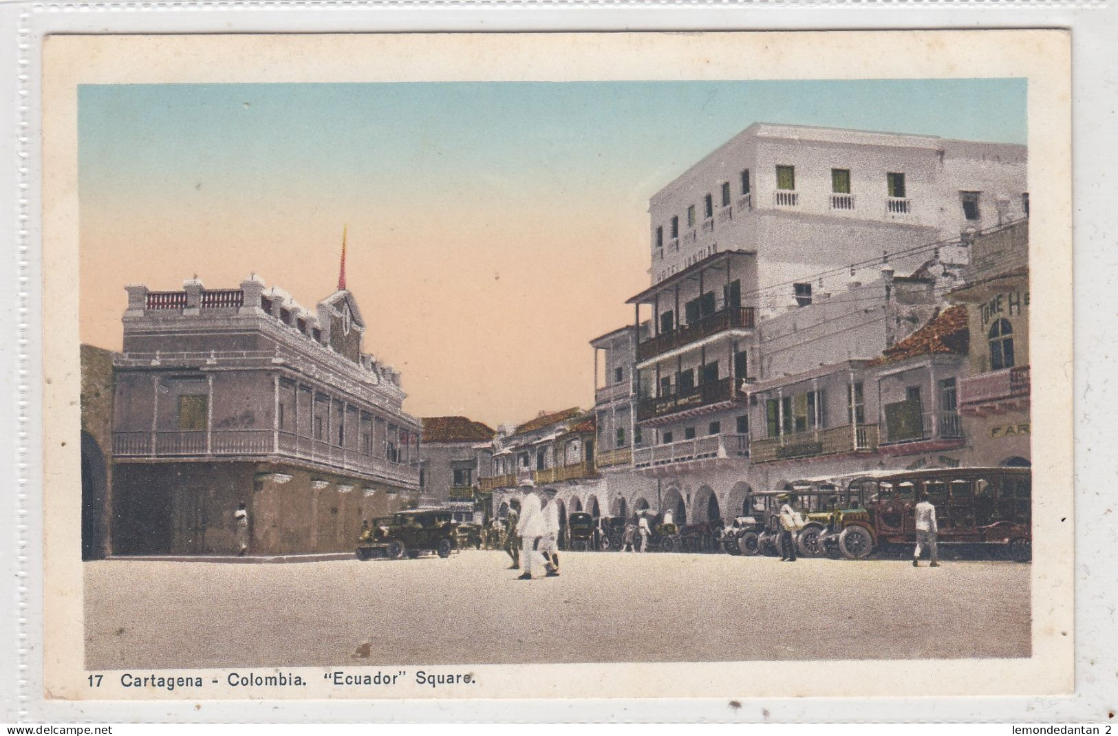 Cartagena. Ecuador Square. * - Colombie