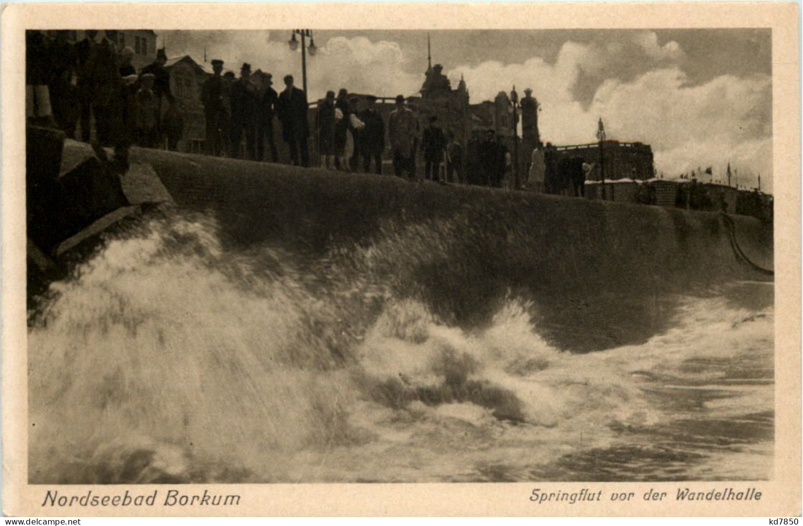 Nordseebad Borkum - Springflut Vor Der Wandelhalle - Borkum