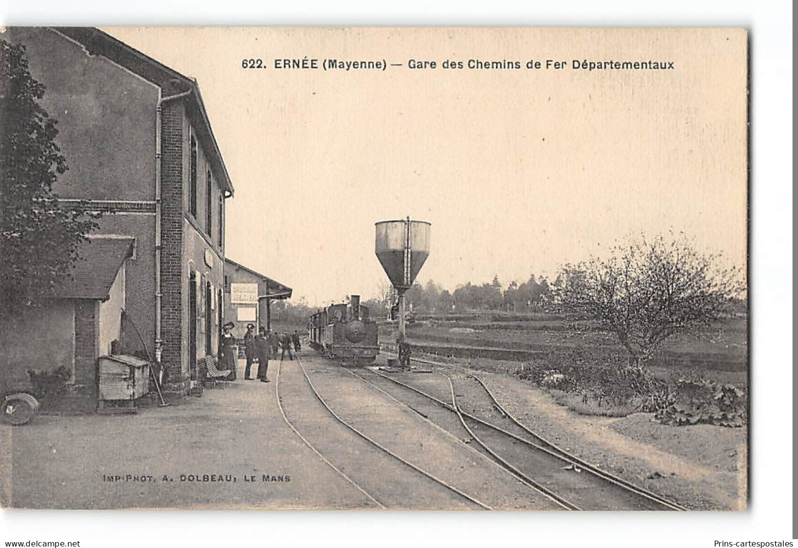 CPA 53 Ernée La Gare Et Le Train Tramway - Ernee